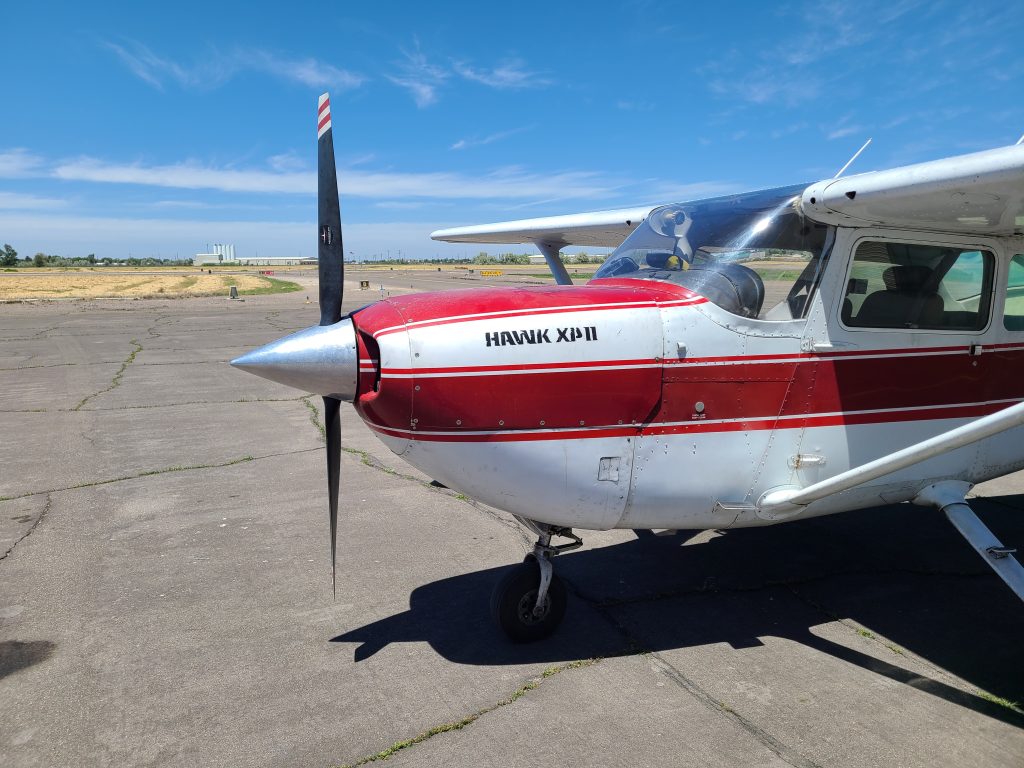 Cessna SkyHawk R172K XP II