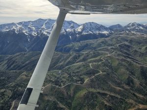Aerial view of Utah mountains and canyons from an Axiom Aviation Cessna – Best Accelerated Flight Training Programs