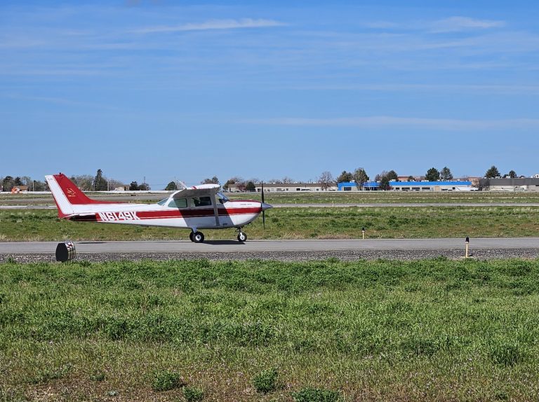 Axiom Aviation Cessna on the runway – How to Get an IFR Rating