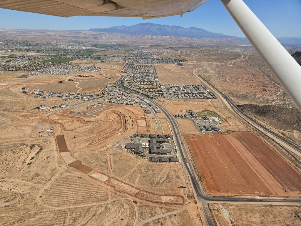 Aerial view of Utah mountains and canyons from an Axiom Aviation Cessna – R-ATP Requirements